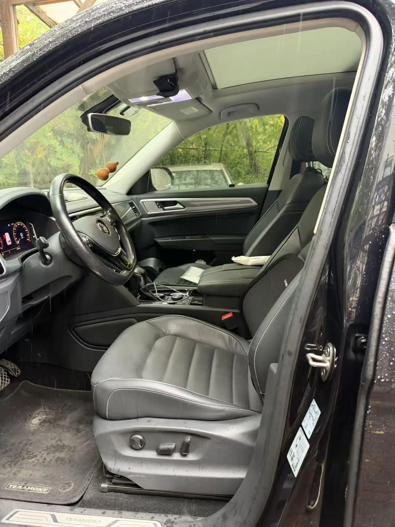 Volkswagen 2020 Tuang 2.0TSI 380TSI Four-wheel Drive Deluxe Edition Automatic Gear 4