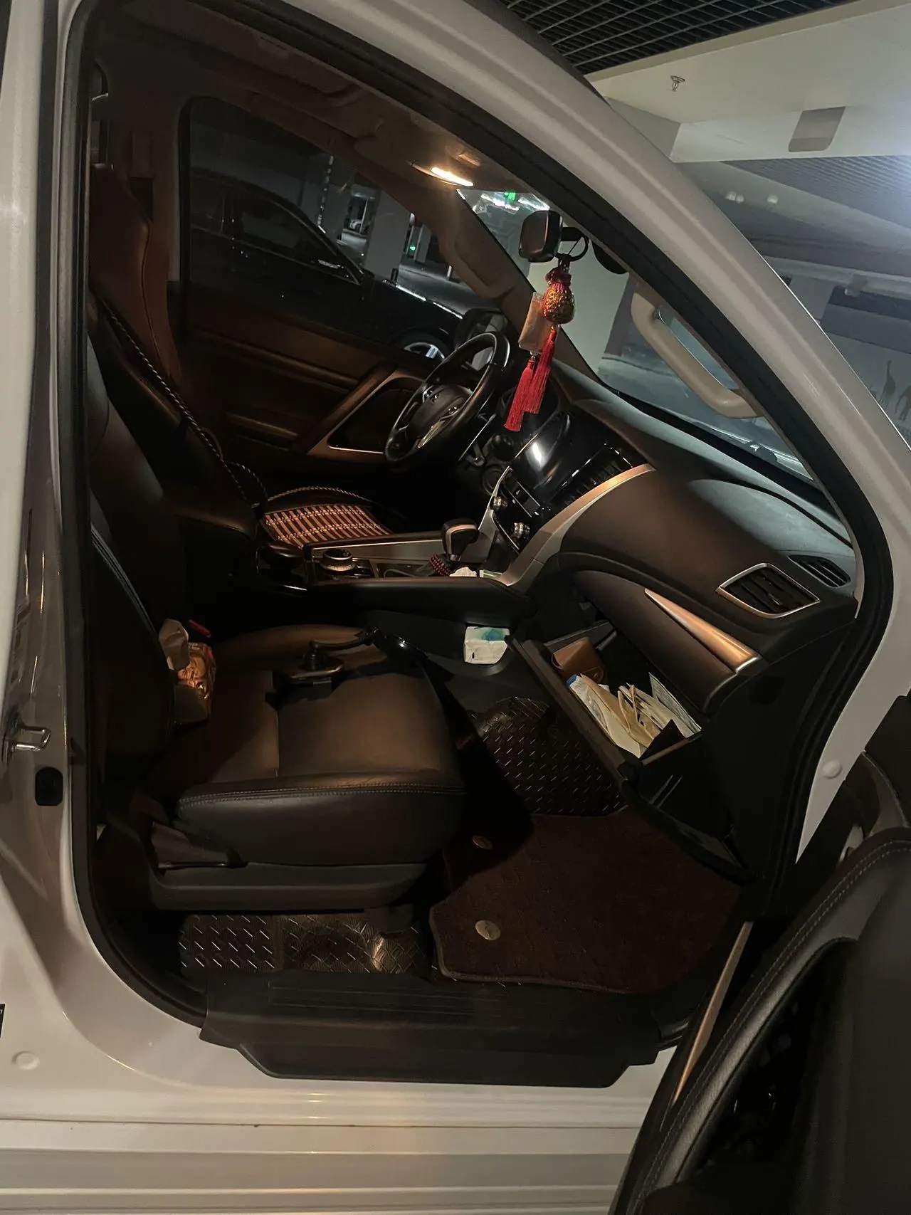 Mitsubishi Pajero Jinchang (Imported) 2020 Pajero Jinchang 3.0 Deluxe Automatic Transmission 5