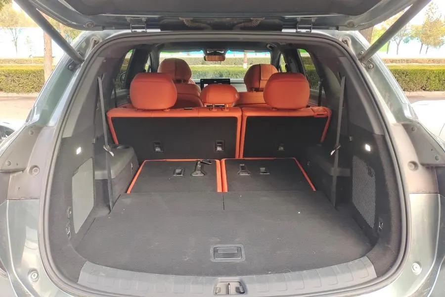 BYD 2025 Tang L DM 1.5T stepless 175KM unmanned aerial vehicle player version automatic gear 5