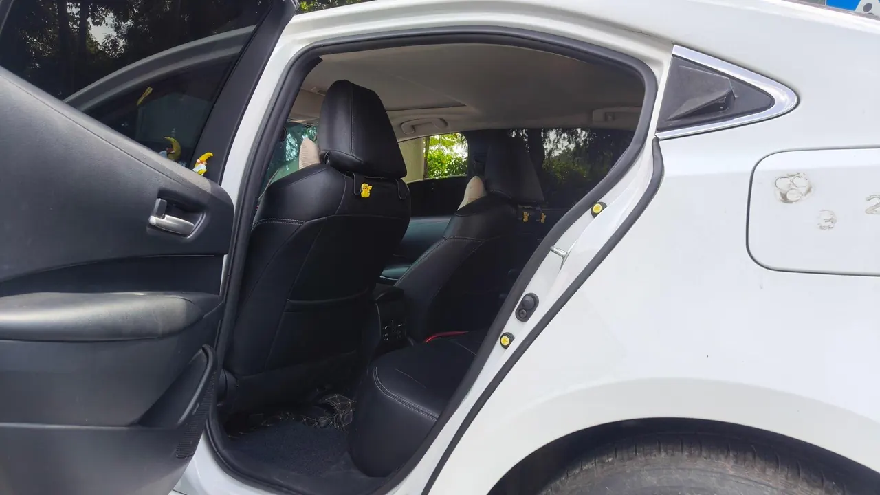 Toyota 2021 Corolla 1.2T Stepless Deluxe Edition Automatic Gear 5