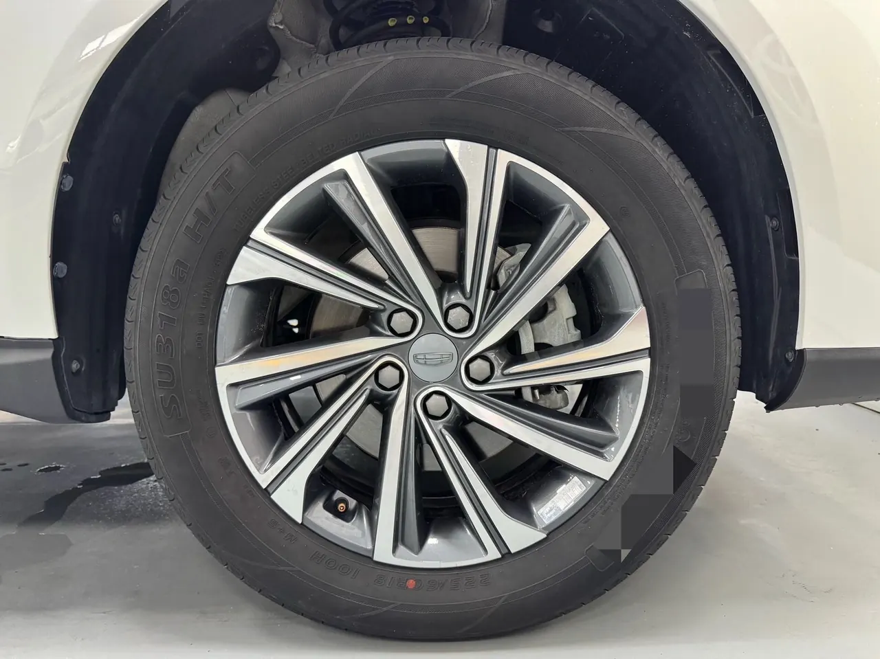 Geely Vision SUV(X6) 2021 Vision X6 Pro 1.4T Premium Automatic 18