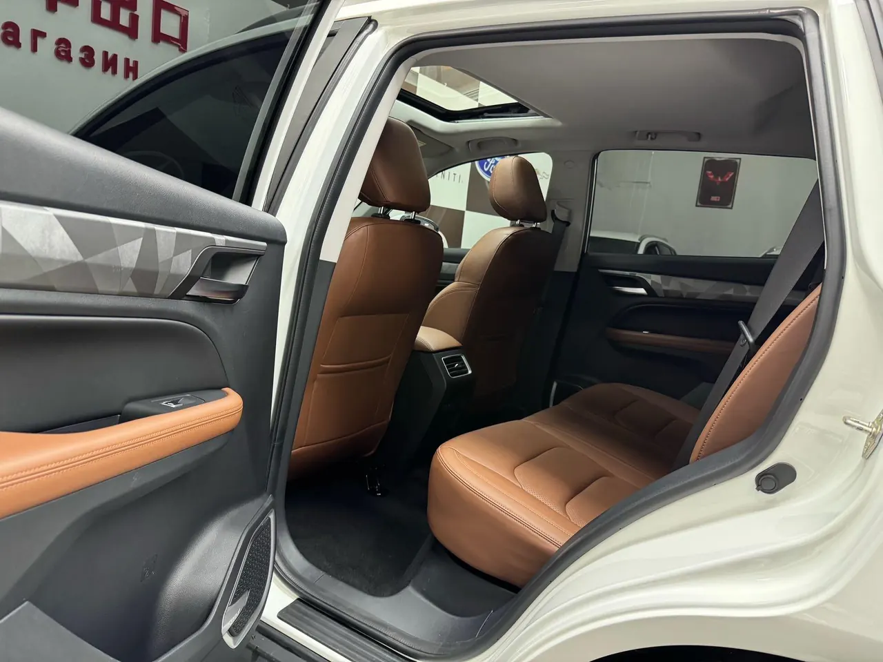 Geely Vision SUV(X6) 2021 Vision X6 Pro 1.4T Premium Automatic 8