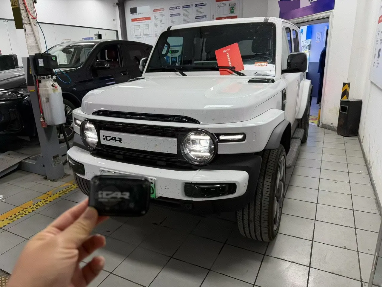 ICAR 2025 iCAR V 23 501 4-wheel drive high-end intelligent driving version automatic gear - View 1