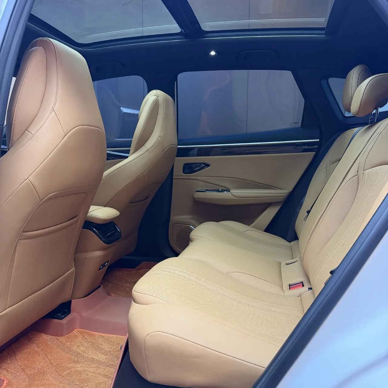 Geely Galaxy 2025 L7 EM-i 1.5 115km sailing version automatic gear 13