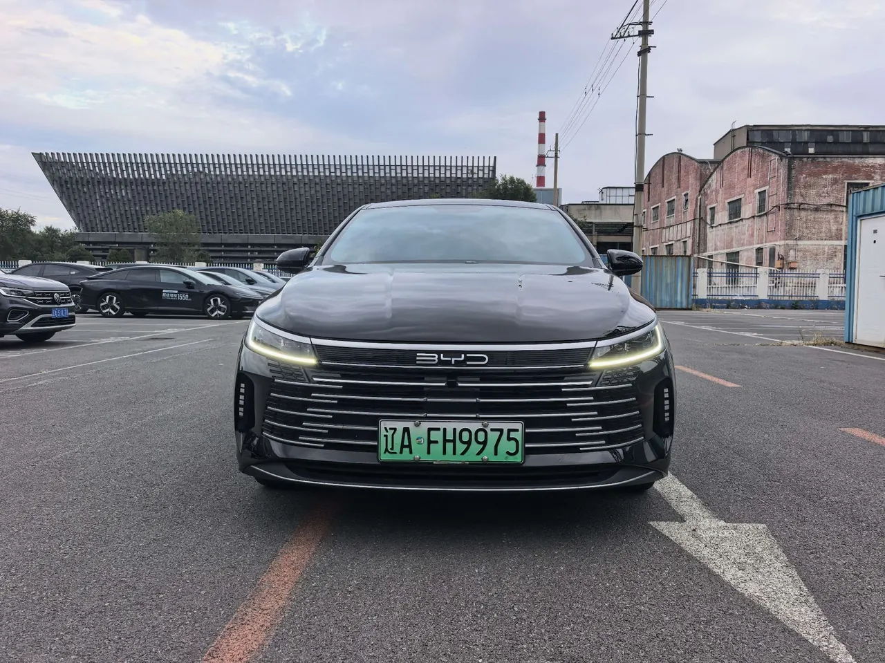 BYD 2023 destroyer 05 DM-i 1.5 stepless 120KM champion luxury automatic gear 2