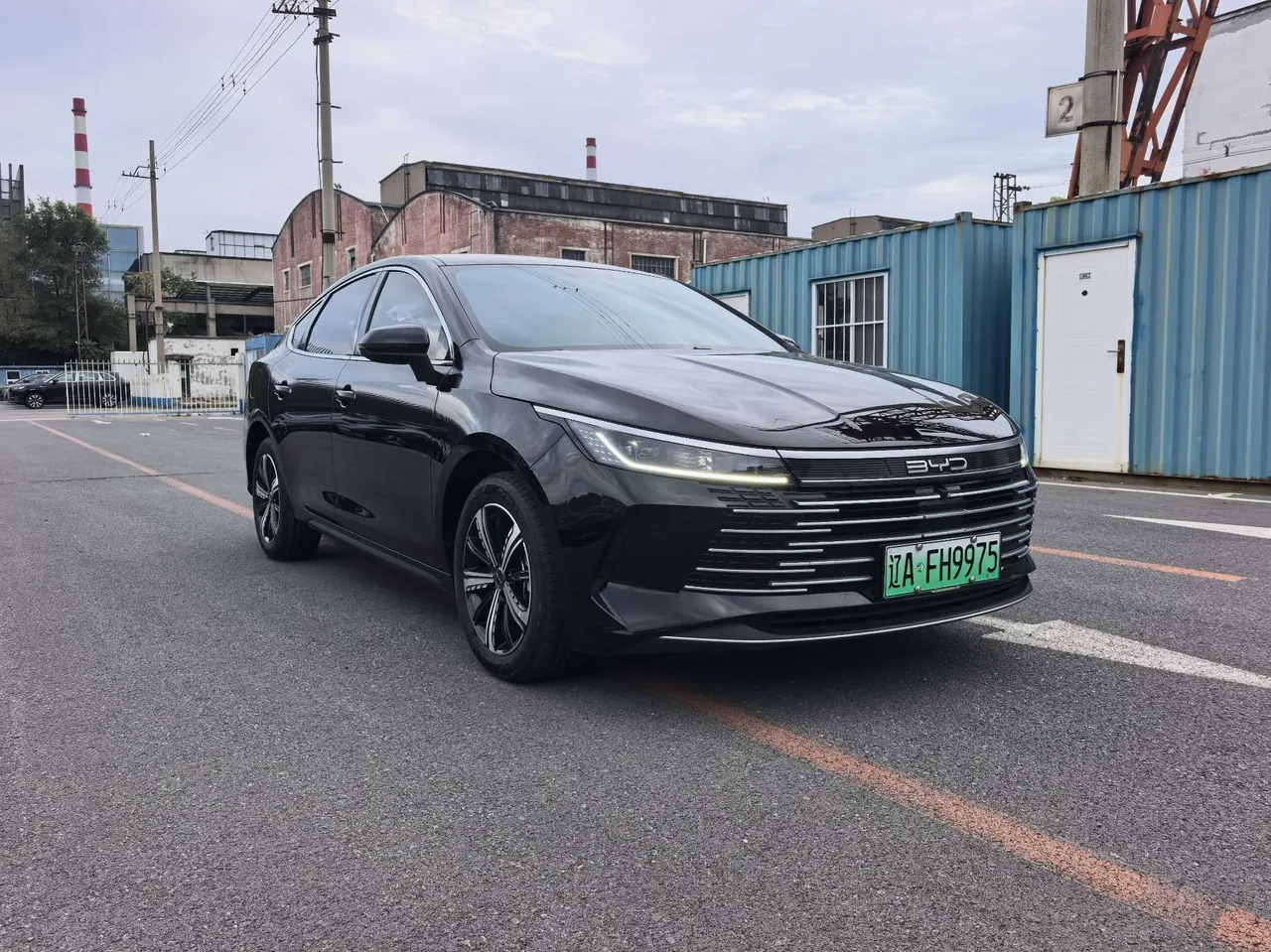 BYD 2023 destroyer 05 DM-i 1.5 stepless 120KM champion luxury automatic gear 3