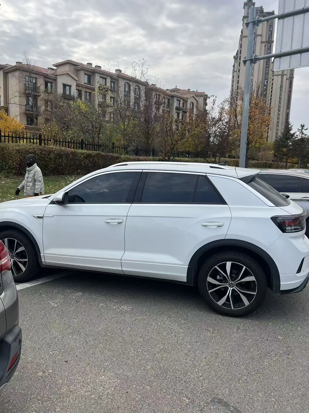 Volkswagen 2025 Tange 1.5TSI 300TSI Two-Drive Chen Guang Edition Automatic Gear 2