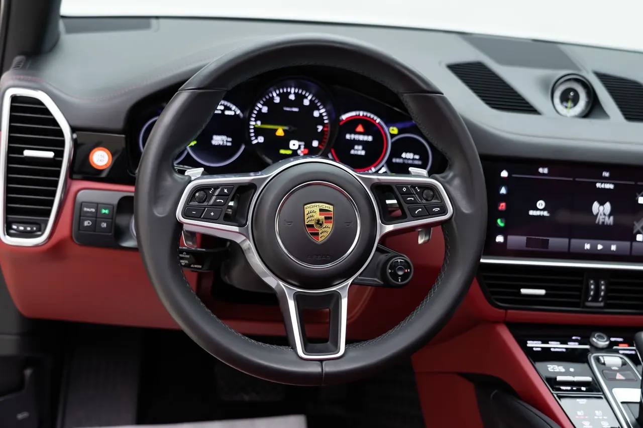 Porsche Cayenne New Energy (Imported) 2021 Cayenne Oil and Electric Hybrid 2.0T Automatic Gear 8