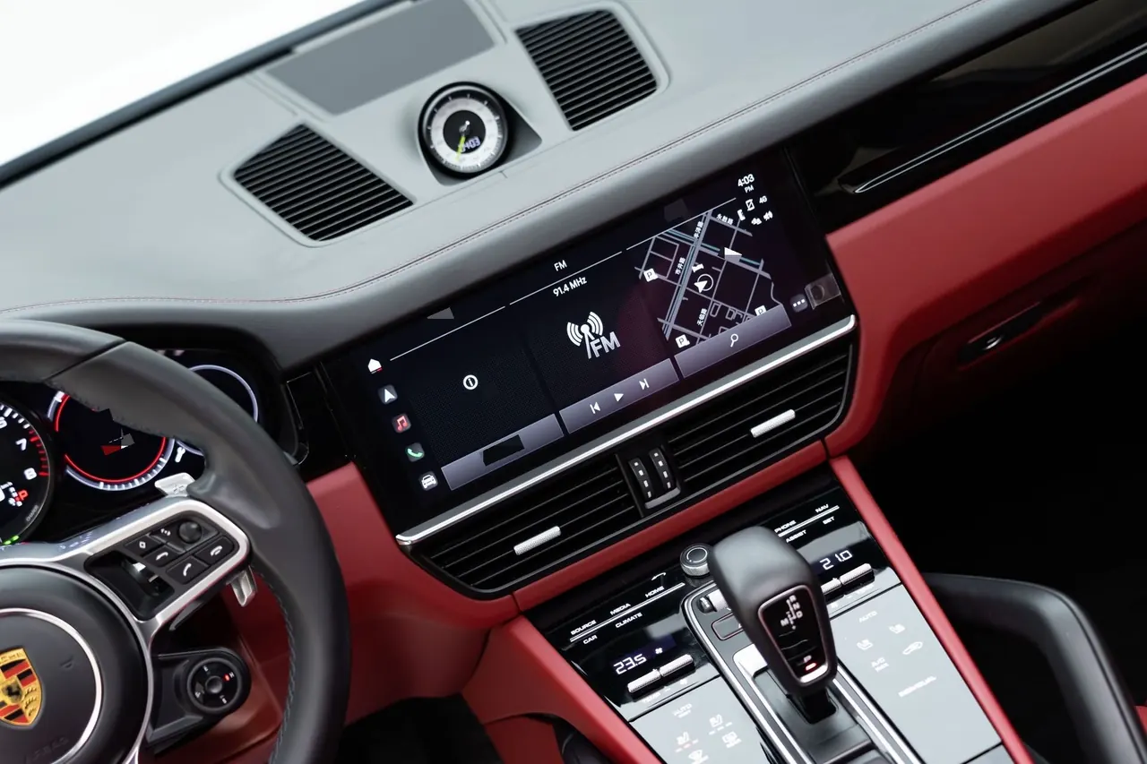 Porsche Cayenne New Energy (Imported) 2021 Cayenne Oil and Electric Hybrid 2.0T Automatic Gear 9