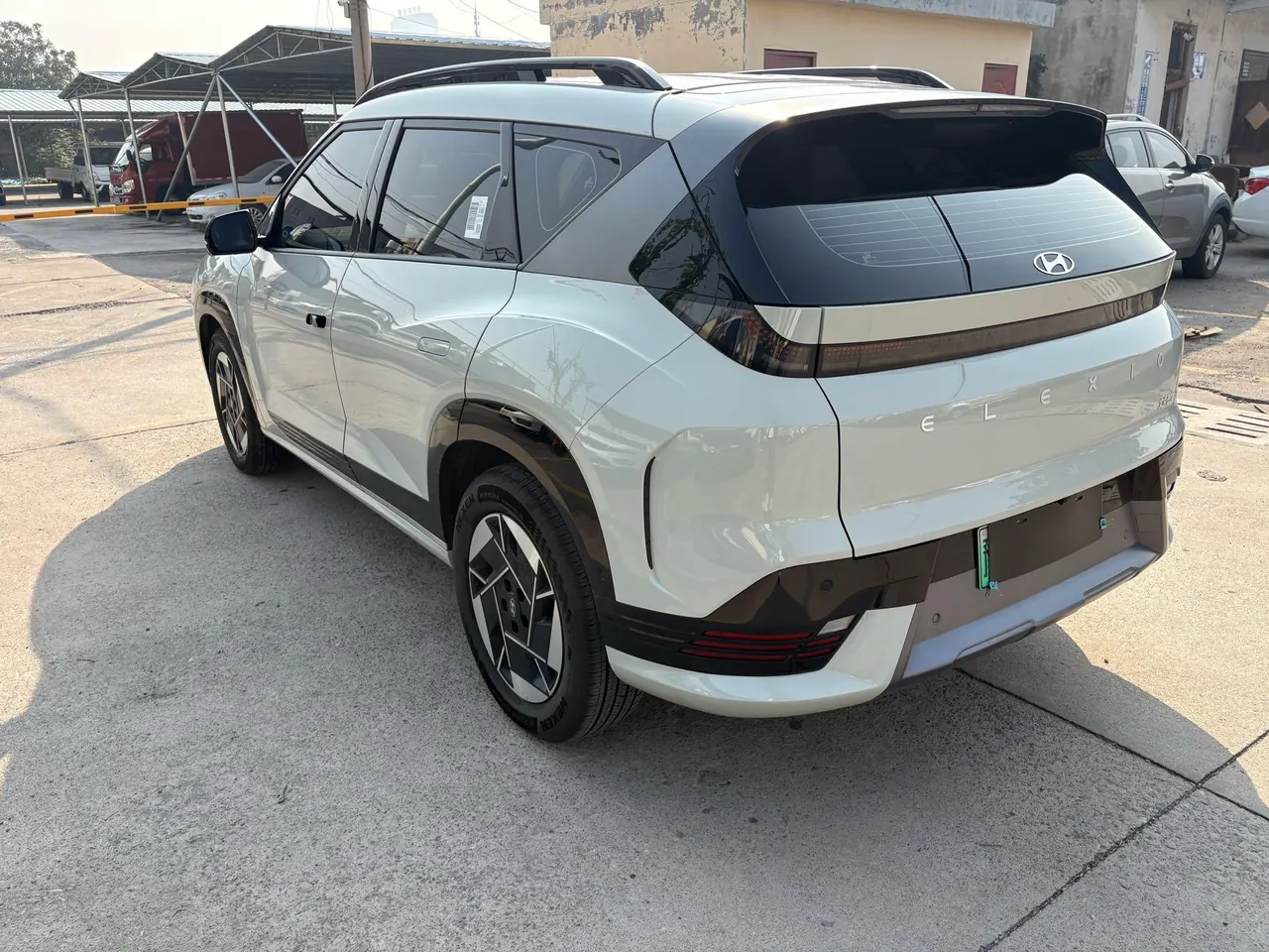 Hyundai 2025 EO Yi Europe Two-Drive TECH Edition 64.2kWh Automatic Gear 6