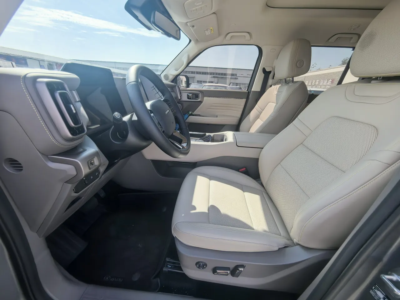 Haval 2026 Raptors PLUS Hi4 1.5T 255 Ultra Pilot Edition Automatic Gear 4