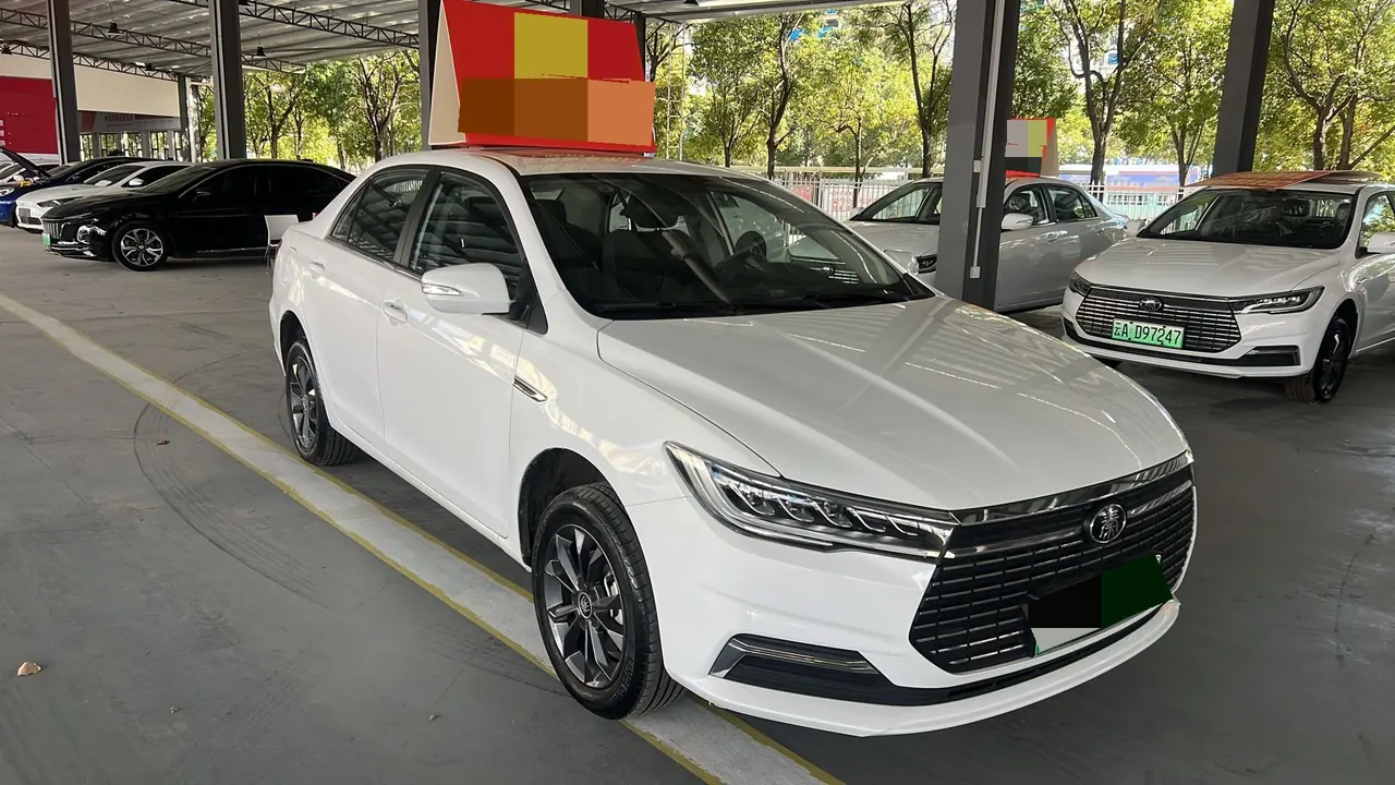 BYD Qin EV 2021 Qin EV Travel Edition Automatic Gear 2