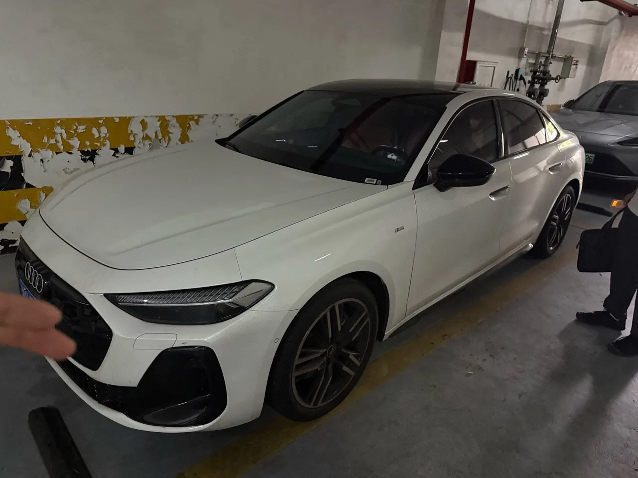 Open image lightbox: Audi 2026 A5L 2.0T Sport Plus Automatic