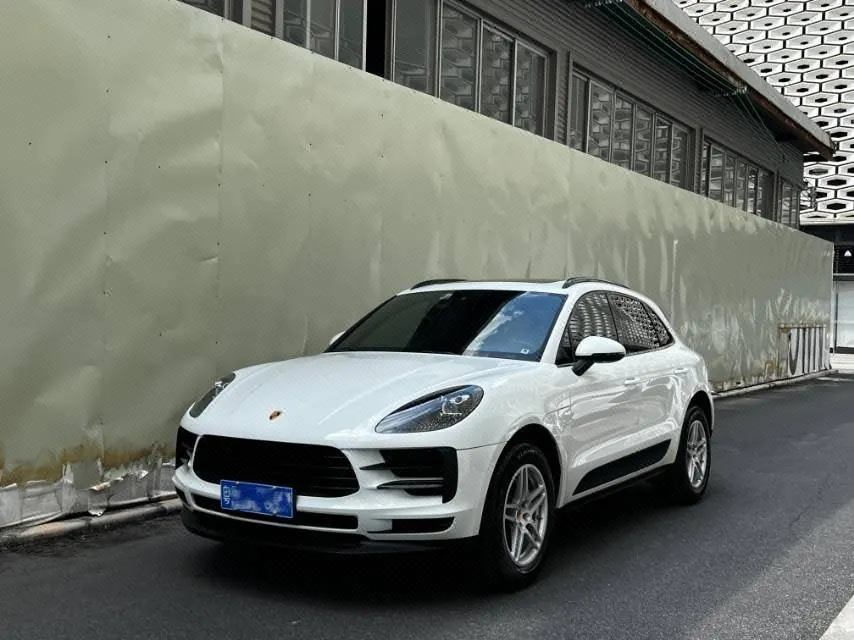 Porsche Macan (Imported) 2021 Macan 2.0T Automatic Gear - View 1
