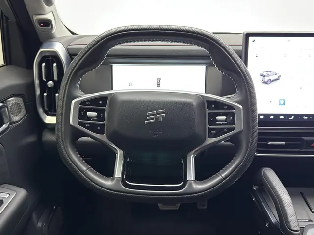 Jetour 2023 Traveler 2.0T Four-Wheel-Drive Cross-Country PRO Automatic 14