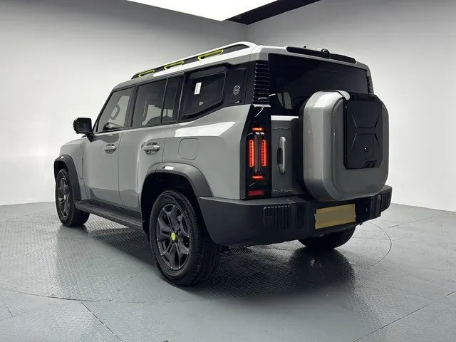 Jetour 2023 Traveler 2.0T Four-Wheel-Drive Cross-Country PRO Automatic 4