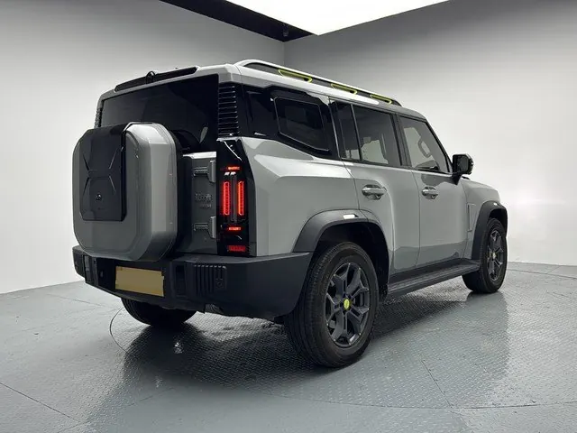 Jetour 2023 Traveler 2.0T Four-Wheel-Drive Cross-Country PRO Automatic 5