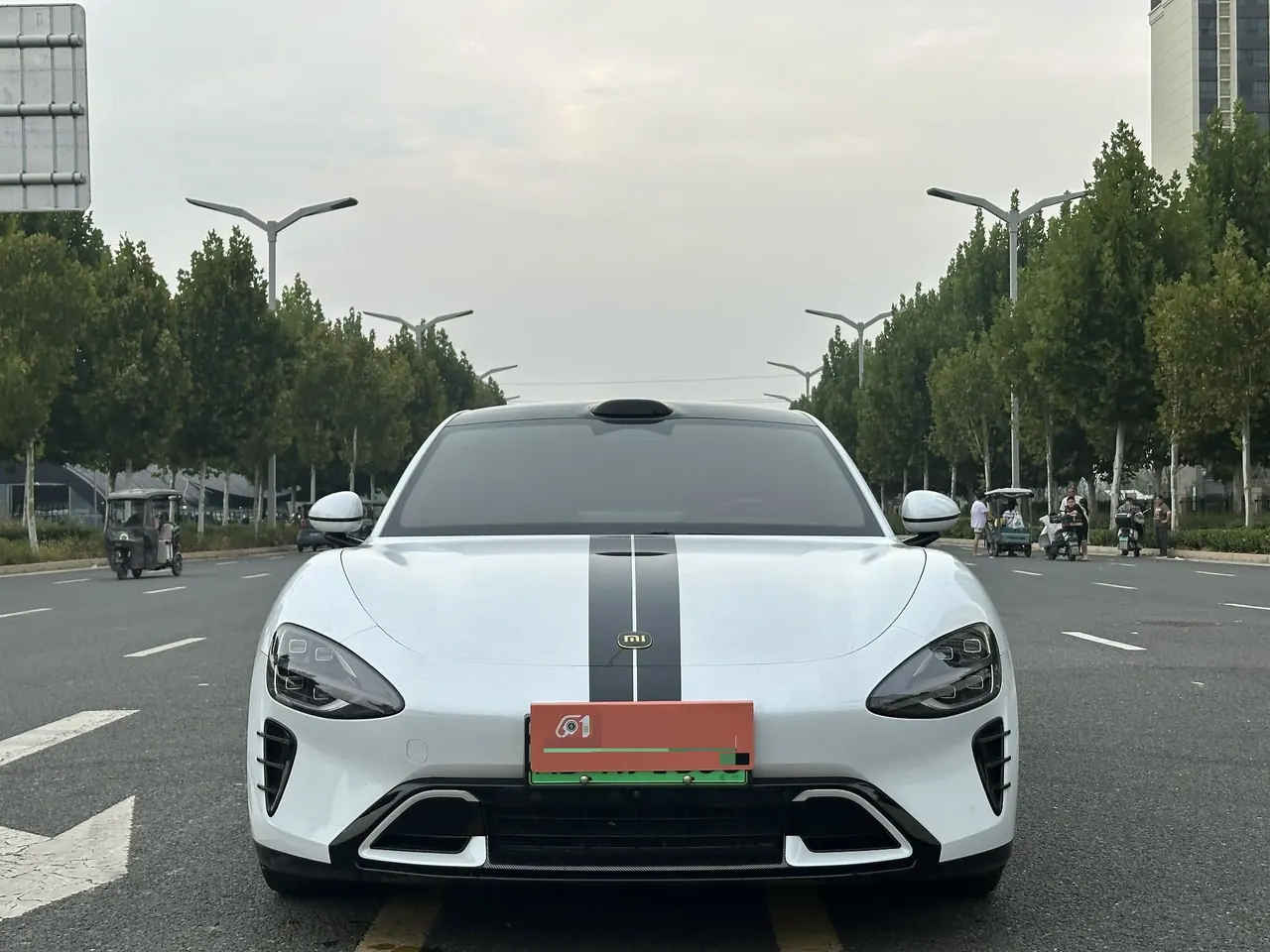 MI 2024 SU 7 800km 4-wheel drive ultra-long endurance high-end smart driving Max version automatic gear 2
