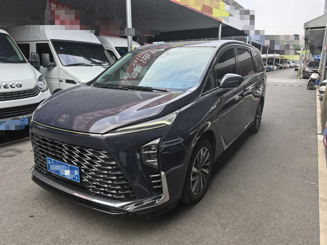 Открыть галерею: Buick 2026 GL8 ES Lu Zun 48V 2.0T Premium Edition Automatic Gear