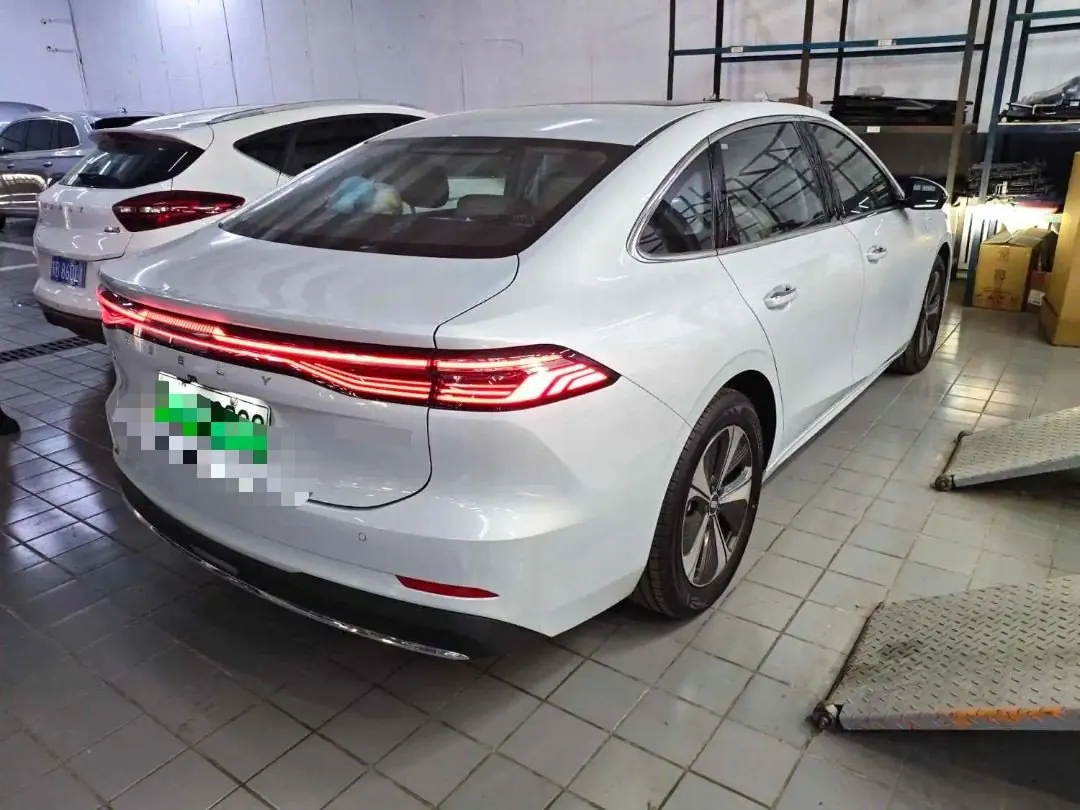 Geely Galaxy 2026 A7 EV 550km Premium Edition Automatic Gear 10