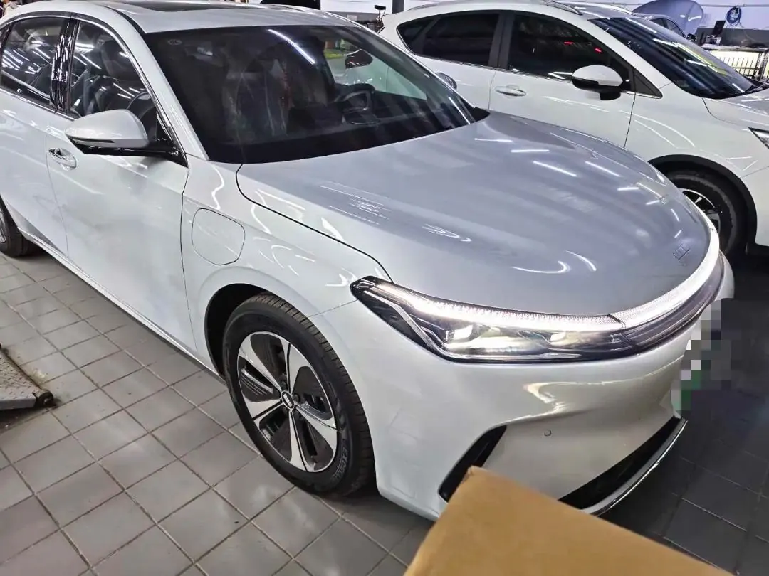 Geely Galaxy 2026 A7 EV 550km Premium Edition Automatic Gear 2