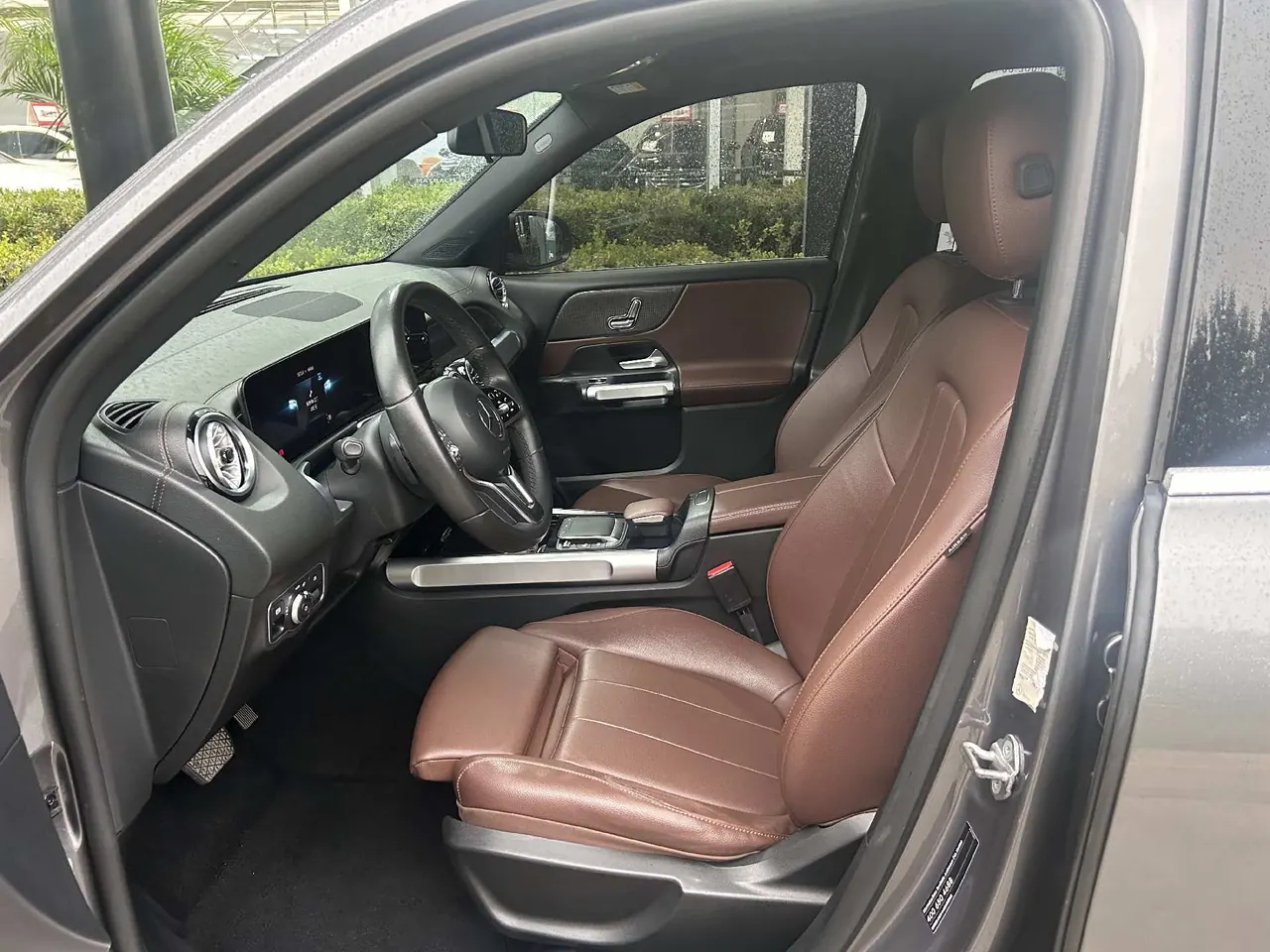 Mercedes Benz 2022 GLB 220 2.0T Dynamic Automatic 5