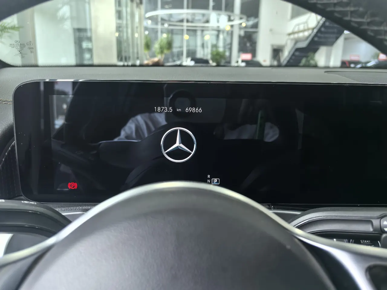 Mercedes Benz 2022 GLB 220 2.0T Dynamic Automatic 6
