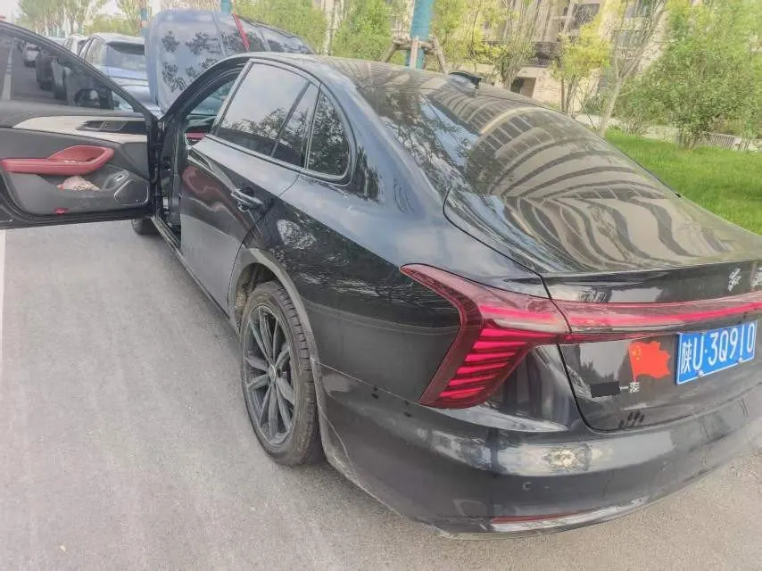 HongQi 2025 H5 1.5T Xuan Ying Edition Automatic Gear 5
