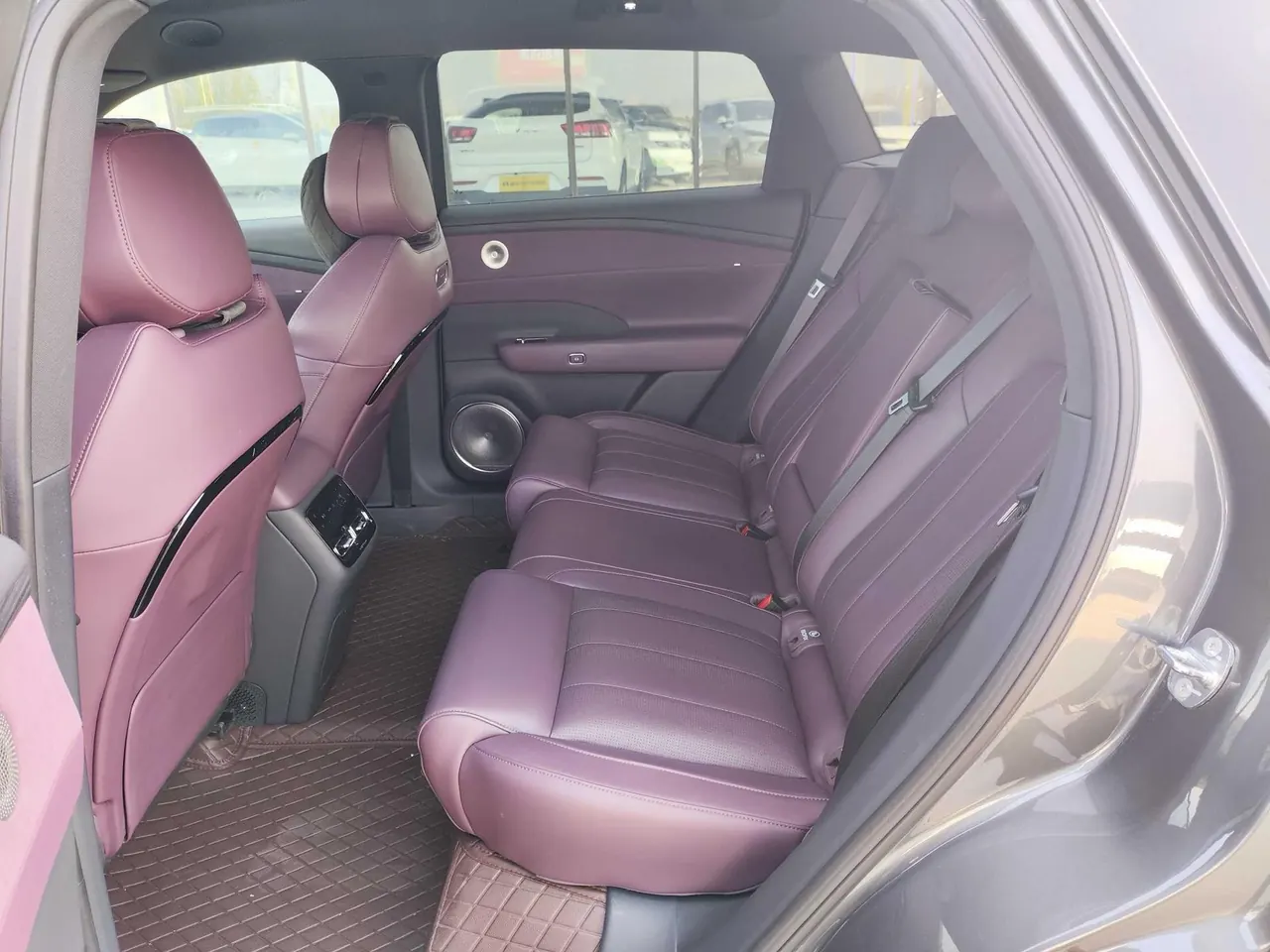 Voyah 2025 FREE four-wheel drive dry Kun version of automatic gear 8