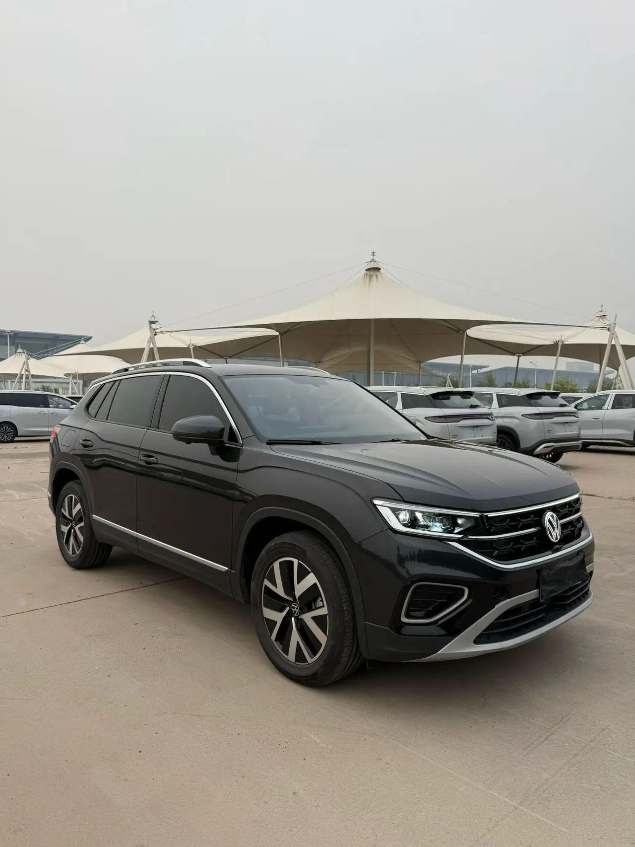 Volkswagen 2024 Tanyue 2.0TSI 330TSI Two-Drive Luxury Plus Advanced Edition Automatic Gear 3