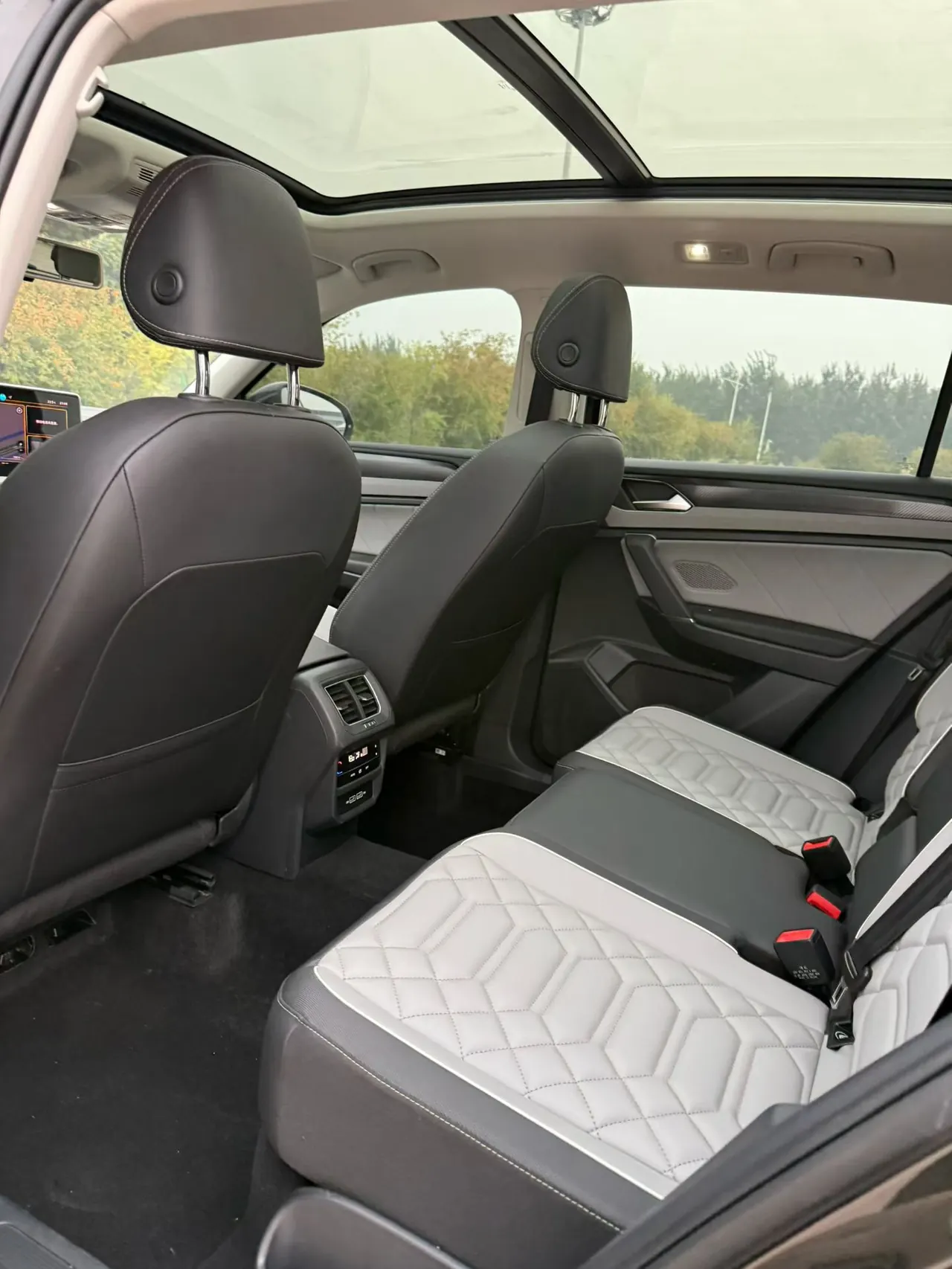Volkswagen 2024 Tanyue 2.0TSI 330TSI Two-Drive Luxury Plus Advanced Edition Automatic Gear 6