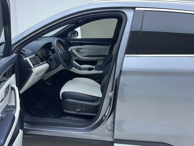 BYD Song PLUS New Energy 2024 Song PLUS DM-i 1.5 Stepless Glory Edition 110km Flagship PLUS Automatic Gear 6