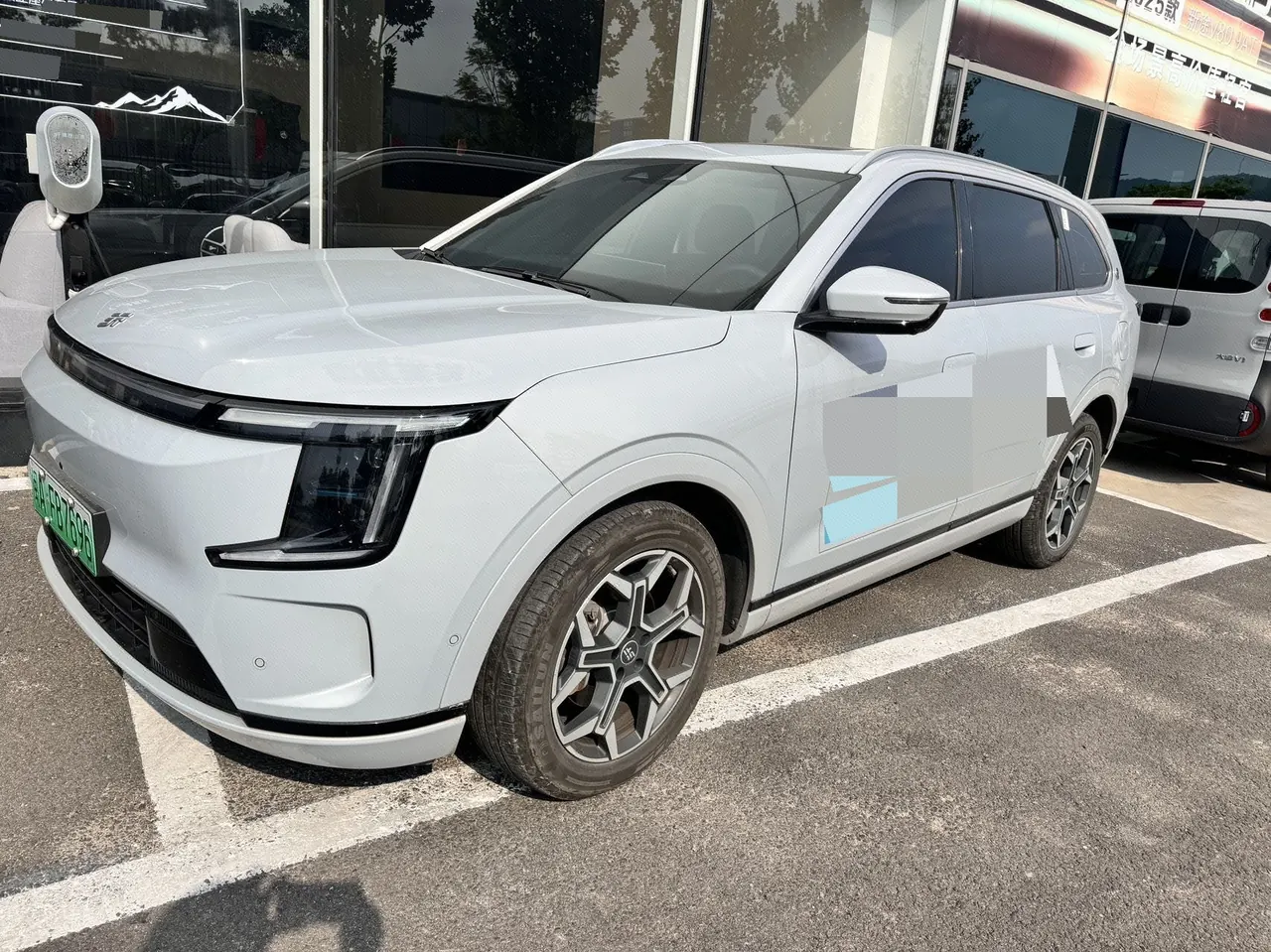 Jetour 2025 Shanhai L7 PLUS 1.5T 220km Flagship 7-seat Automatic Gear - View 1
