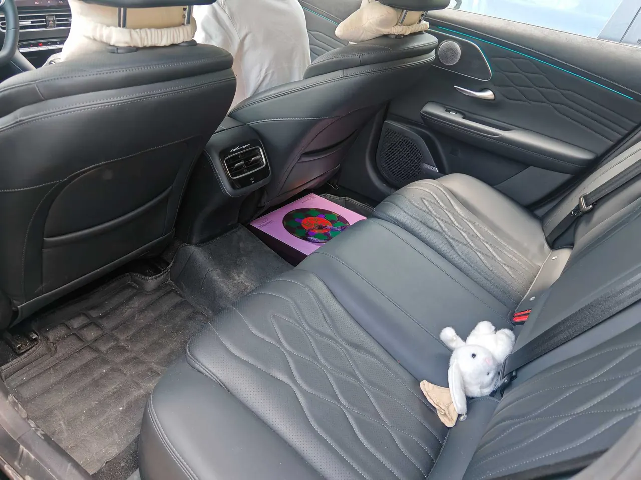 Chery 2025 Arrizo 8 Pro 1.6TGDI 290TGDI Luxury Automatic 3
