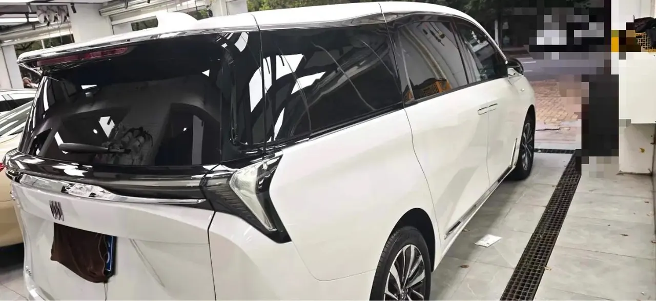 Buick 2025 GL8 ES Lu Zun 48V 2.0T Enjoy and Yue Aivia Edition Automatic Gear 2
