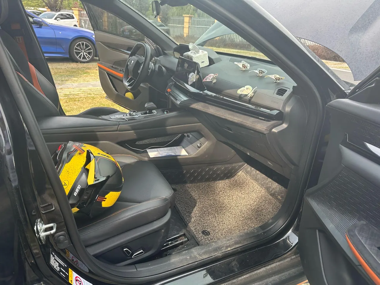 ChangAn 2022 UNI-V 1.5T Sports Edition Automatic 4