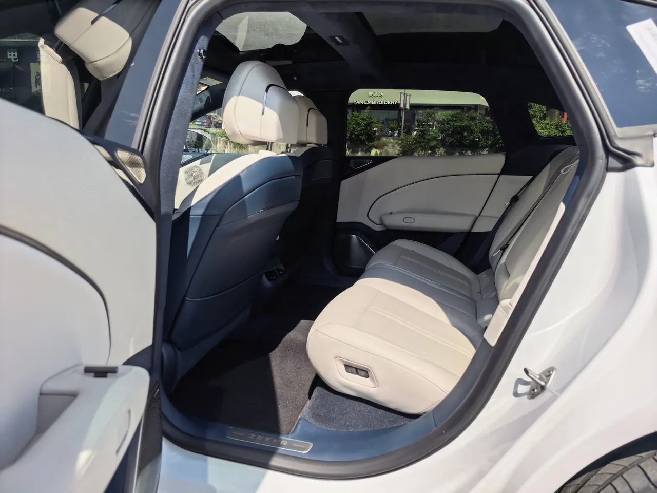 Zeekr 2025 Zeekr 007 Rear Drive Smart Driving Edition 75kWh Automatic Gear 8