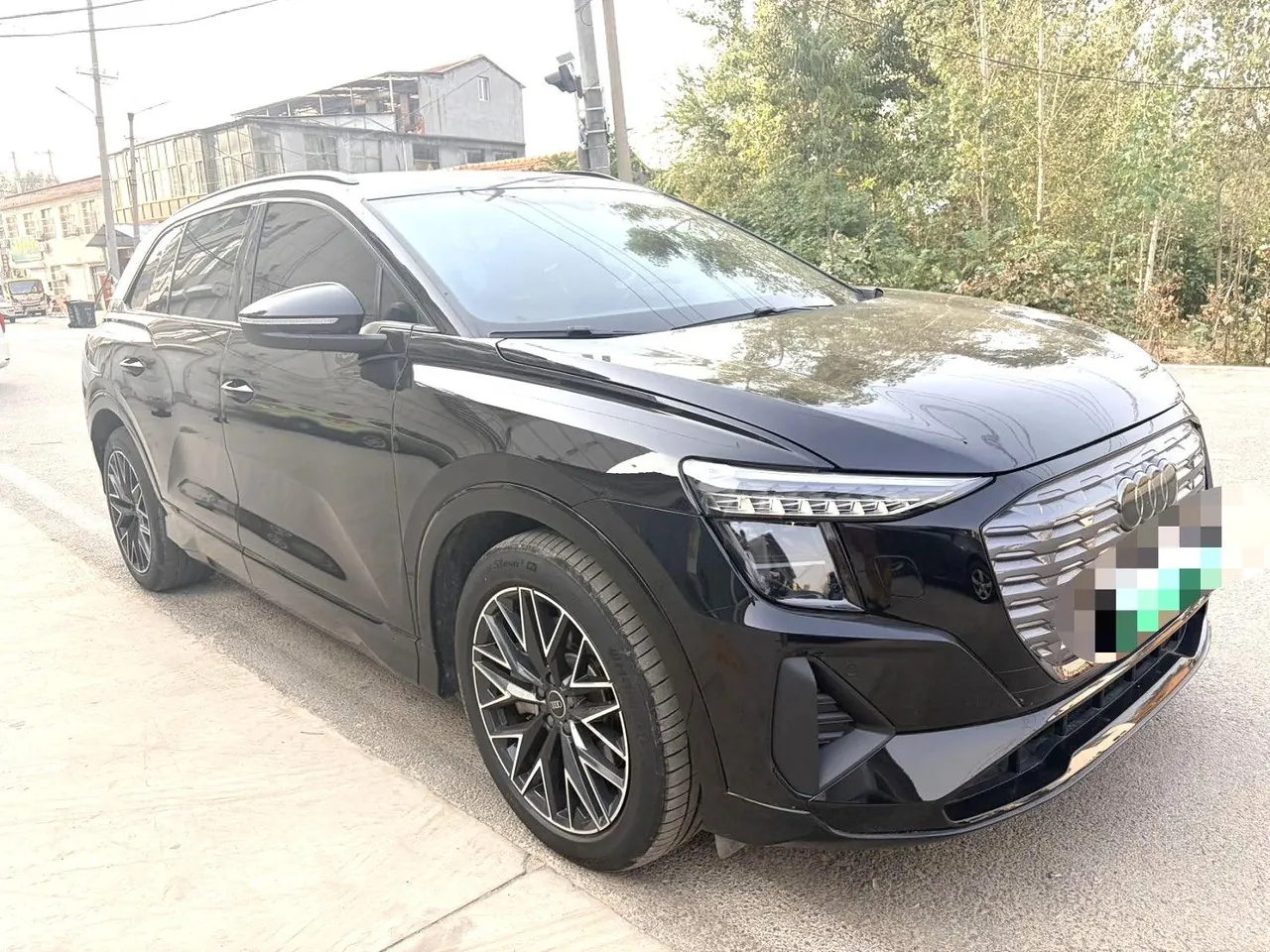 Audi 2023 Q5 e-tron 40 star shine mecha set automatic gear 6