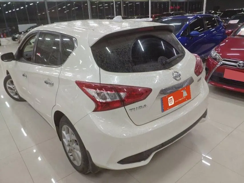 Nissan 2023 Tiida 1.6 Stepless Smart Edition Automatic Gear 2