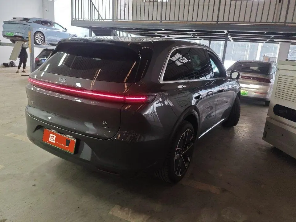 Li 2025 L6 Max Intelligent Rejuvenation New Edition Automatic Gear 3