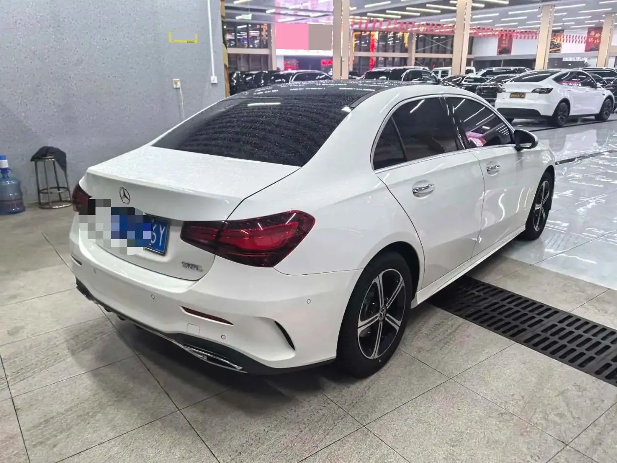 Mercedes Benz A- Class 2024 model A 200 L 1.3T Luxury Edition Automatic 3