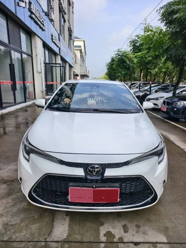 Toyota 2022 Lei Ling 1.2T Stepless 185T Deluxe Automatic Gear 2