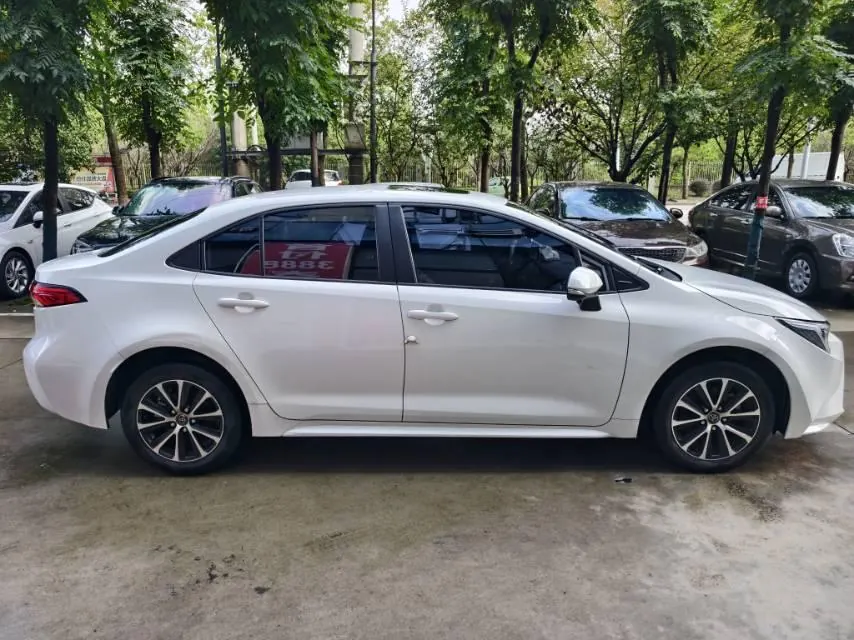 Toyota 2022 Lei Ling 1.2T Stepless 185T Deluxe Automatic Gear 4