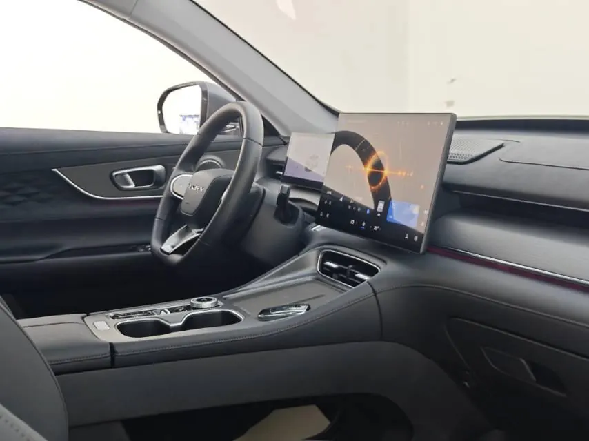 Chery 2025 Tiggo 8 PLUS 1.6TGDI 290TGDI Luxury Automatic Gear 12