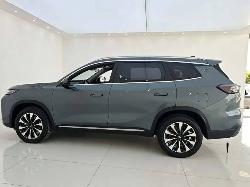 Chery 2025 Tiggo 8 PLUS 1.6TGDI 290TGDI Luxury Automatic Gear 7