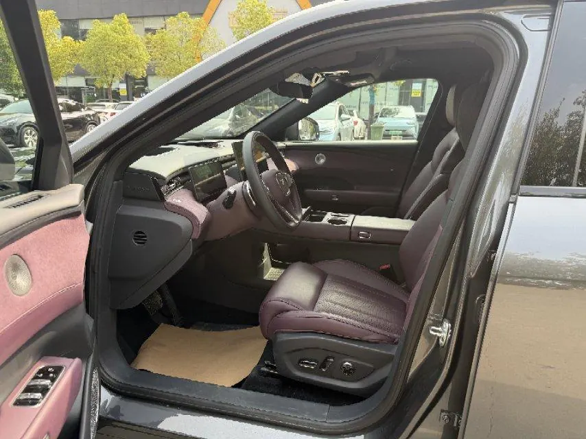 Voyah 2025 FREE four-wheel drive dry Kun version of automatic gear 6