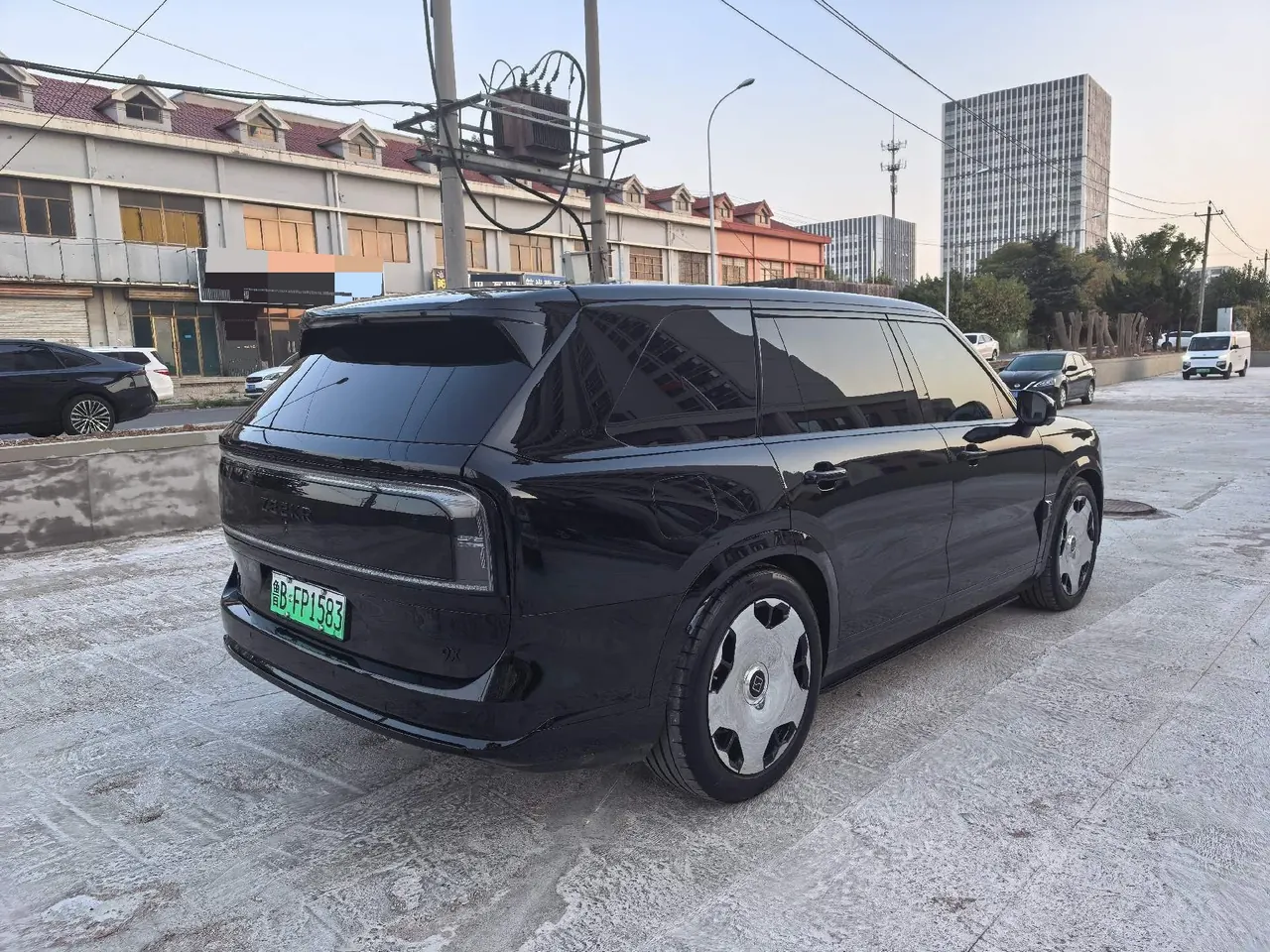 Zeekr 2025 Zeekr 9X 2.0T Hyper Edition 70kWh Automatic Gear 3