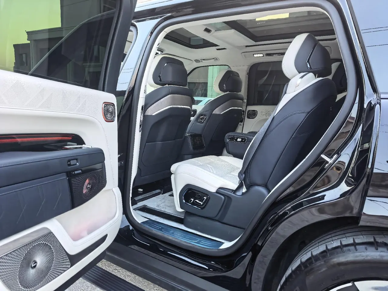 Zeekr 2025 Zeekr 9X 2.0T Hyper Edition 70kWh Automatic Gear 7