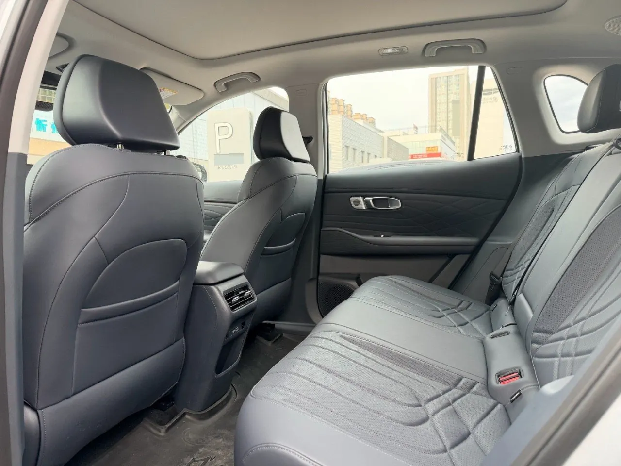 Geely Galaxy Galaxy Starship 7 EM-i 2025 Starship 7 EM-i 1.5 120km Discovery Edition Automatic Gear 5