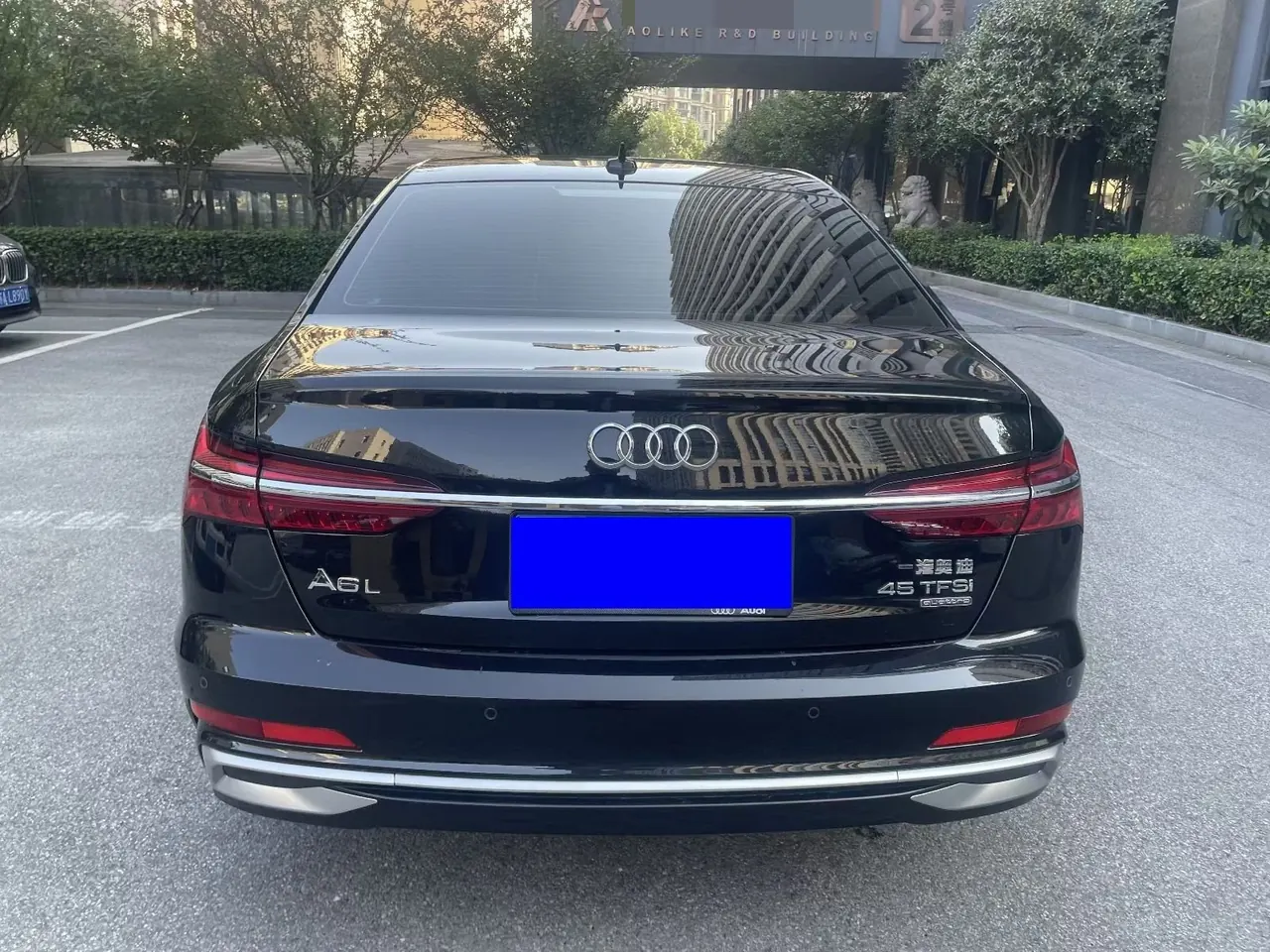 Audi 2024 A6L 2.0TFSI 45TFSI Selected Dynamic Automatic 3
